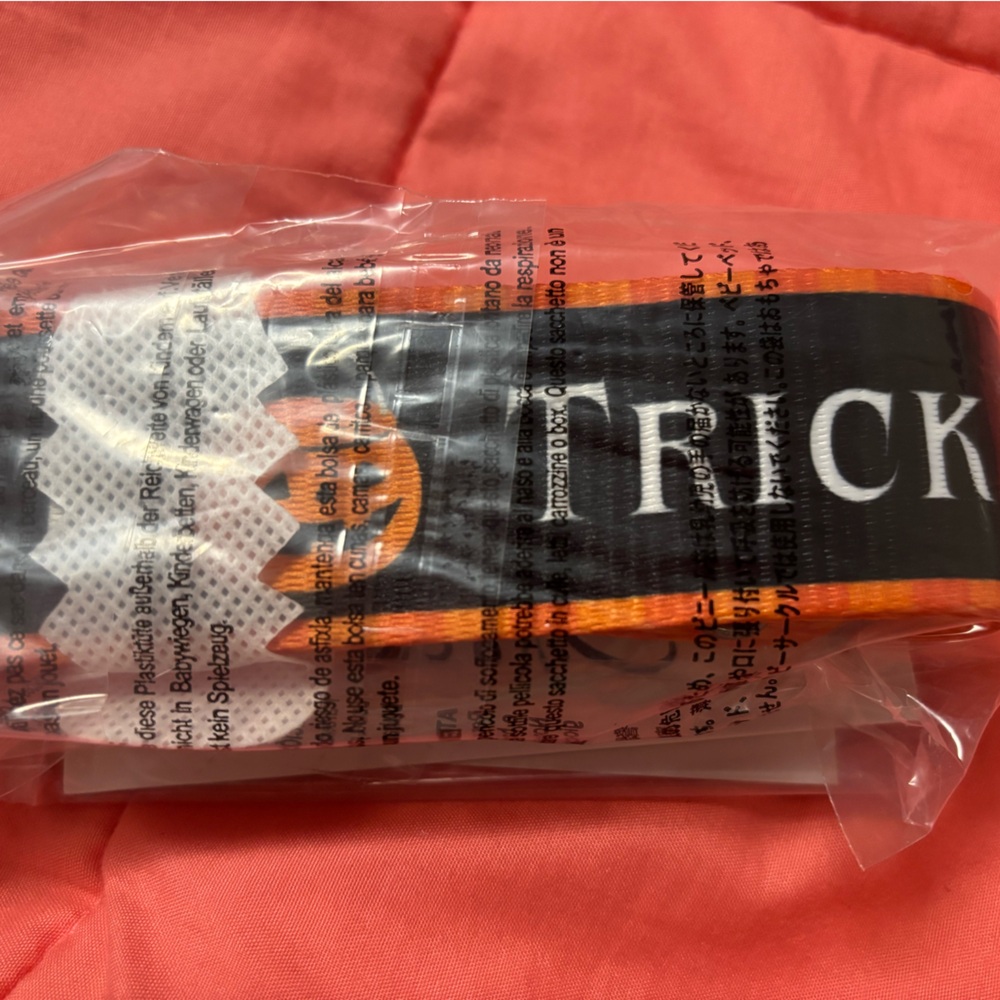 Lug Trick or Treat strap